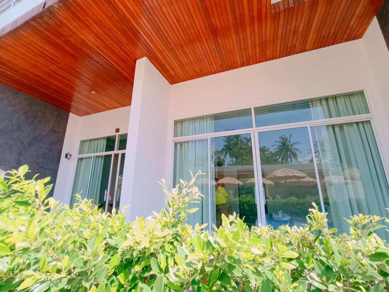 Smile Samui Chaweng Beach Front Resort Exterior photo
